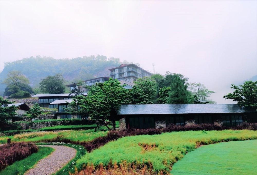 Taj Rishikesh Resort And Spa Dehradun Luaran gambar